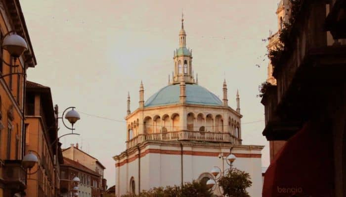 Cerco ditta smaltimento amianto Busto Arsizio foto